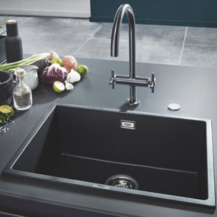 Кухонная мойка Grohe 31655AP0 K700 61x46 см черный гранит Кухонная мойка Grohe 31655AP0 K700 61x46 см черный гранит